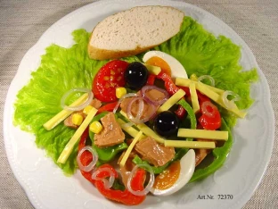 Thunfisch-Salat ohne Teller