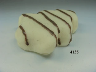 Praline Christbaum weiß