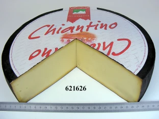 Rotweinkäse Chiantino 3/4