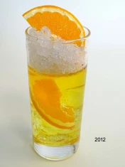 Orangen-Cocktail (echtes Glas)
