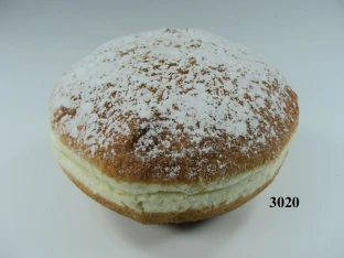 Lebensmittelattrappe Krapfen m.Puderzucker.