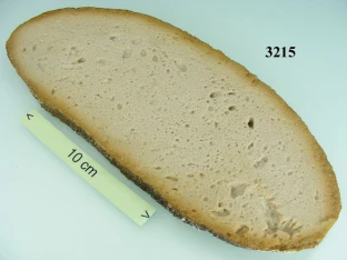 Holzofenbrot-Scheibe