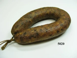 Lebensmittelattrappe Ahlener-Leberwurst-Ring