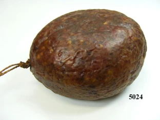 Lebensmittelattrappe Blasen-Leberwurst