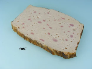 Lebensmittelattrappe Fleischkäse grob