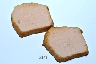 Fleischkäse-Scheiben einzeln Lebensmittelattrappe