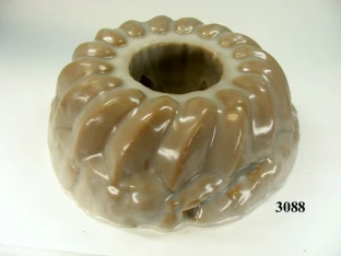 Napfkuchen m. Zuckerguß
