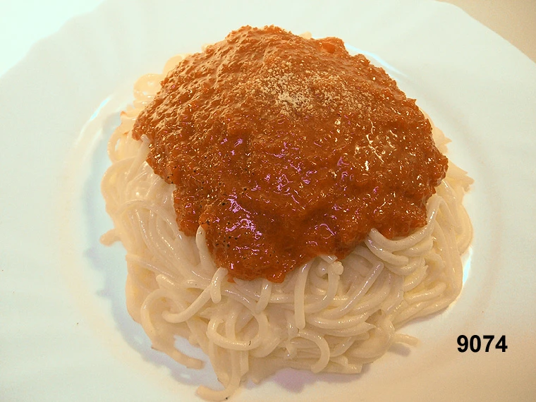 Produkt - Spagetti mit Fleischsauce (zusammenhängende Einheit)