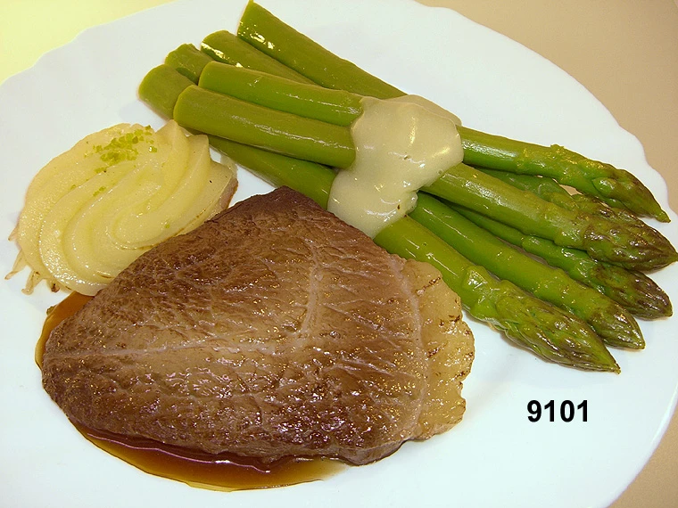 Produkt - Hüftsteak mit grünem Spargel (zusammenhängende Einheit)