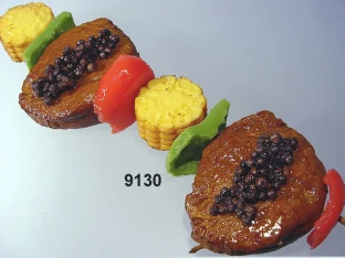 Filet-Spieß mit Maiskölbchen